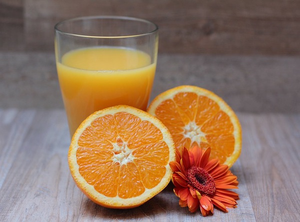 オレンジジュースの写真