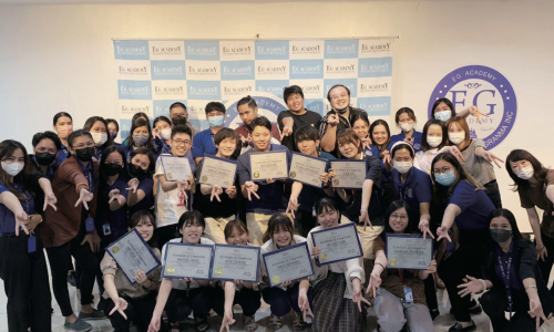 【学校スタッフにインタビュー】No pain, no gain!行動力と営業力を武器に挑戦し続ける!EGアカデミーTAKAさん