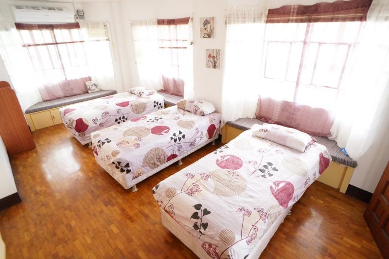 Storyshare Cebuの校舎 滞在施設 ベッド