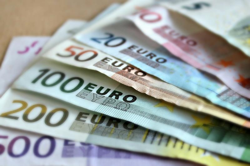 イタリアで生活する際、紙幣は5、10、20ユーロが便利です