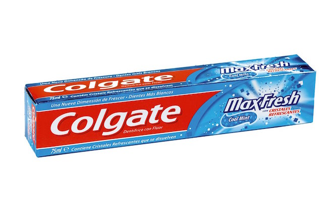 フランスでは人気の歯磨き粉、colgateシリーズ