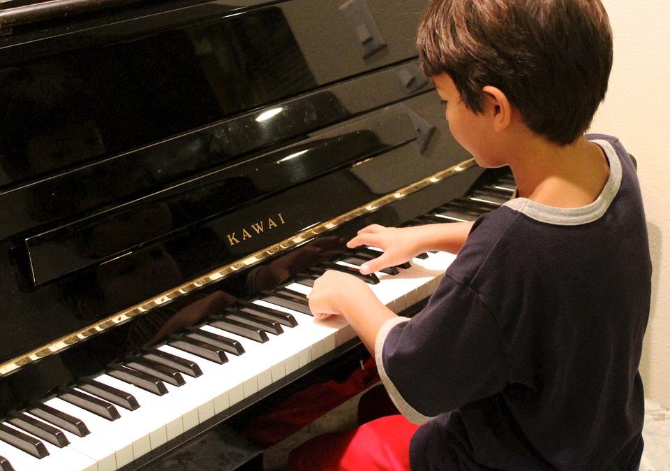 ピアノ教室を見つけるのは難しい？スペインの子供の習い事事情