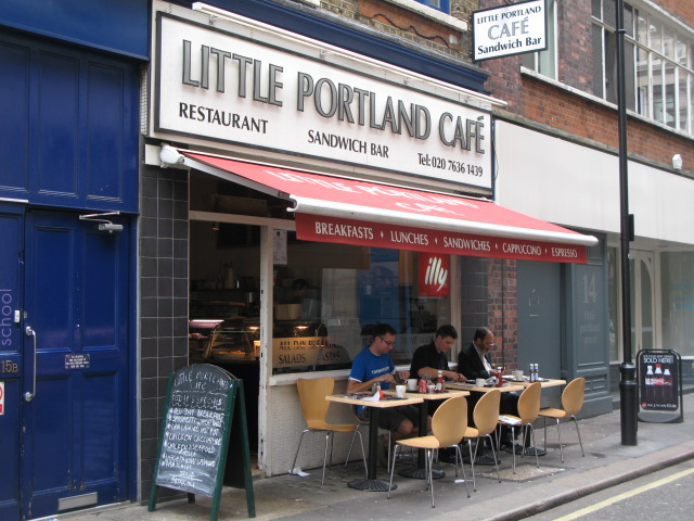 Little Portland Café外観