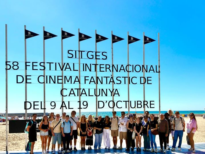 Kingsbrook,アクティビティ,シッチェス,生徒