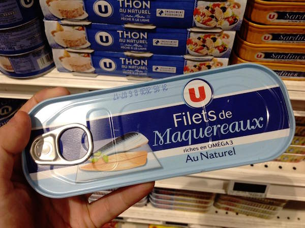 フランスのスーパーにある鯖缶