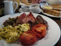 イギリス南西部の街・Exeterのお勧めレストラン「Côte Brasserie」で優雅な朝食＆ブランチを